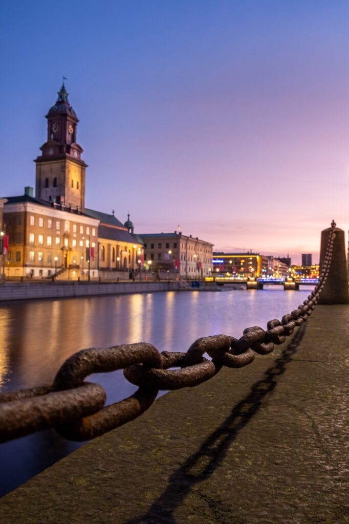 The German Church on the left side of the river and a large chain barrier on the right side of the river.
Image on the Home - SAR page